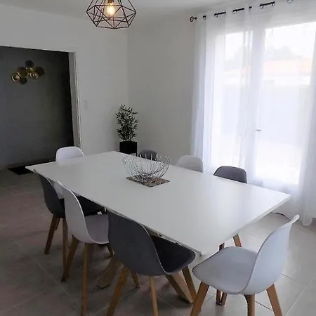 Saint Palais Sur - Maison Années 80 Entierement Renovee Avec Gout